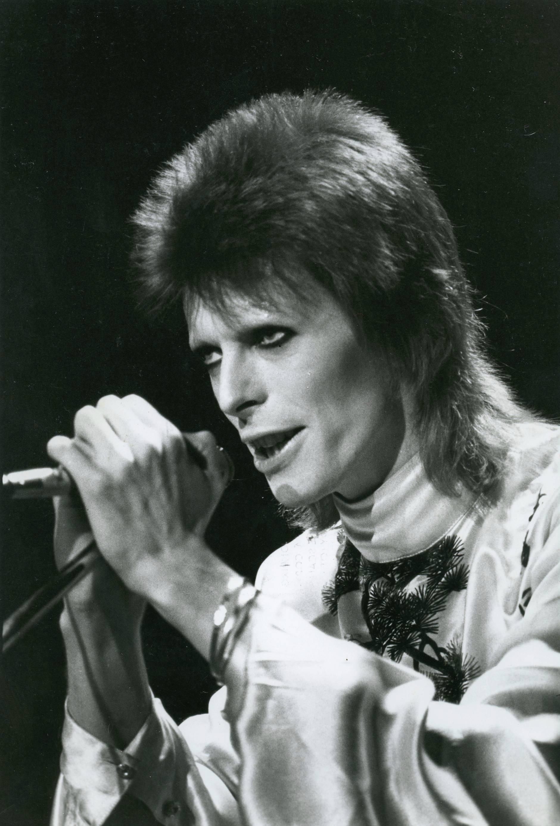 Unknown Portrait Photograph - David Bowie Vintage Original Photograph
