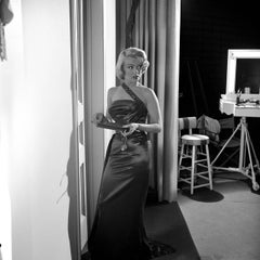 Marilyn Monroe on the Set of "How to Marry a Millionaire" Fine Art Print