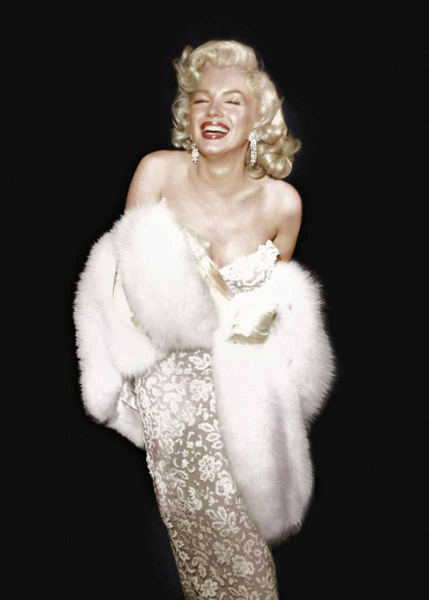 Frank Worth Color Photograph - Marilyn in Color Fine Art Print