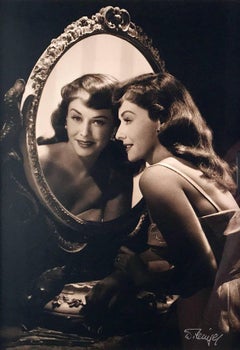 Vintage Laszlo Willinger, "Paulette Goddard", original photograph from original negative
