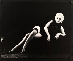 Gamba reclinata incrociata da La seduta nera