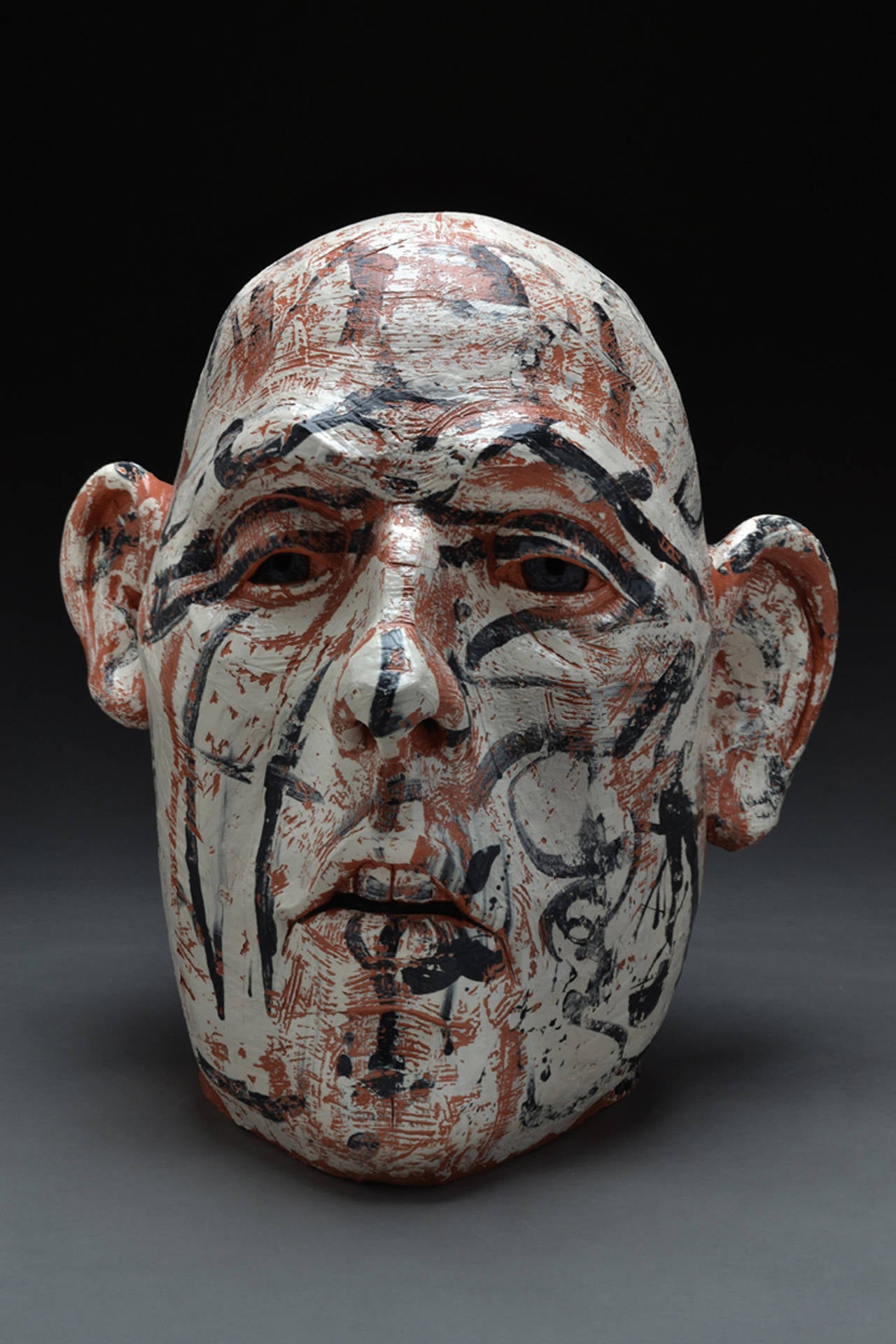 Abstract Painting di Chris Riccardo - Scultura in terracotta intitolata: "Toccare o colpire".