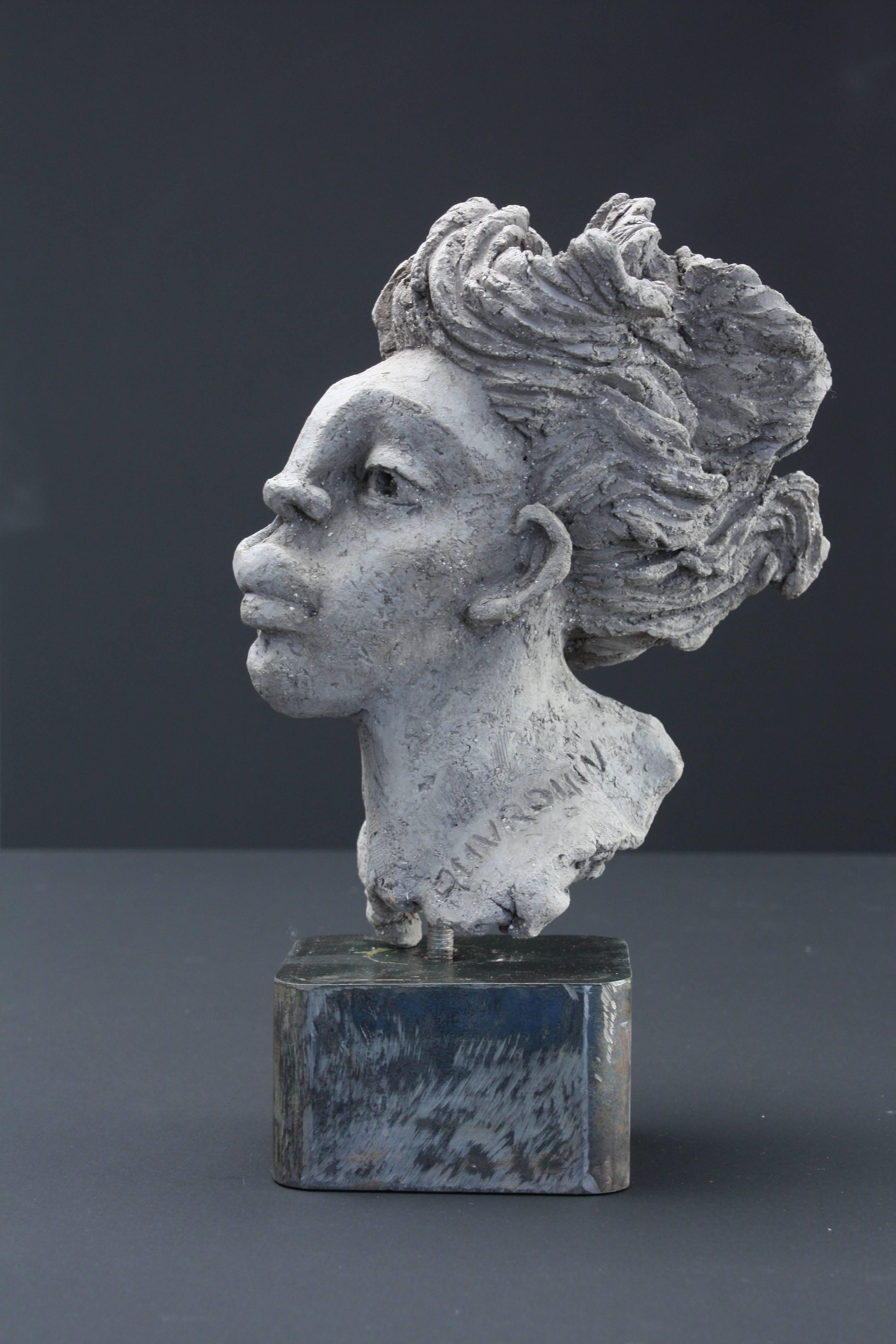 Visage III - Sculpture by Francine Auvrouin