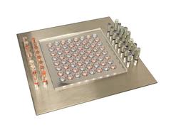 1970 CHESS SET LUZIO CAPRARO FOR DDD DESIGN