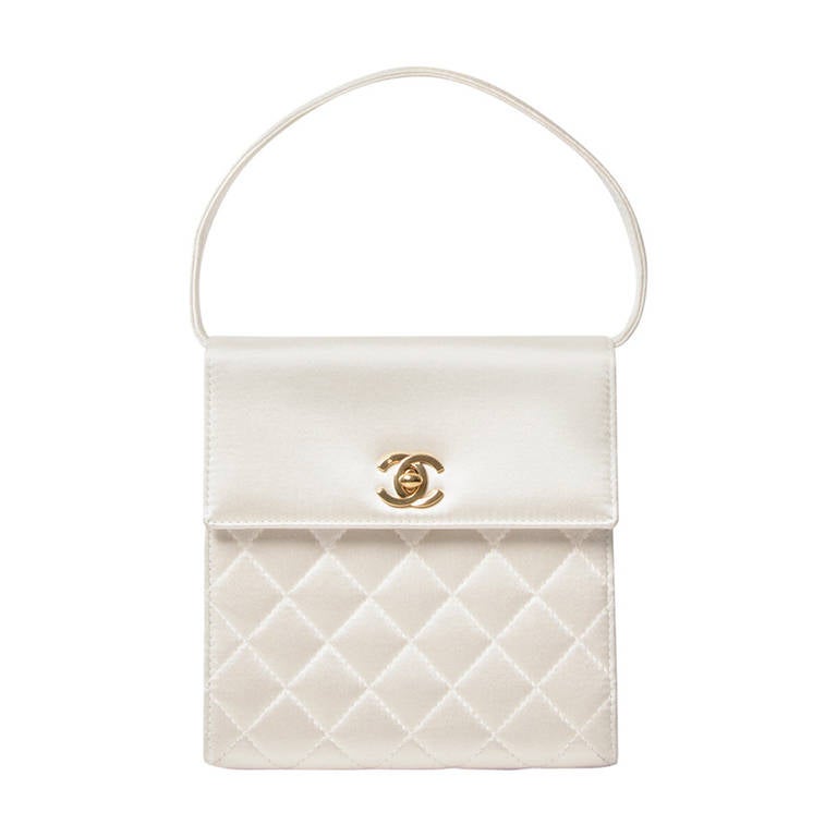 Chanel Silk White Quilted Evening Bag at 1stDibs