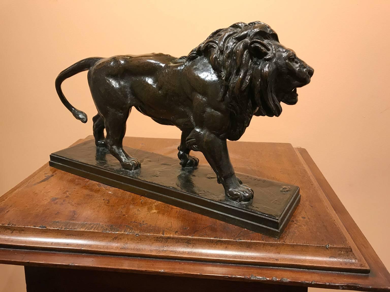 Walking Lion (Lion qui Marche), modèle 1840 - Bronze - Sculpture by Antoine-Louis Barye