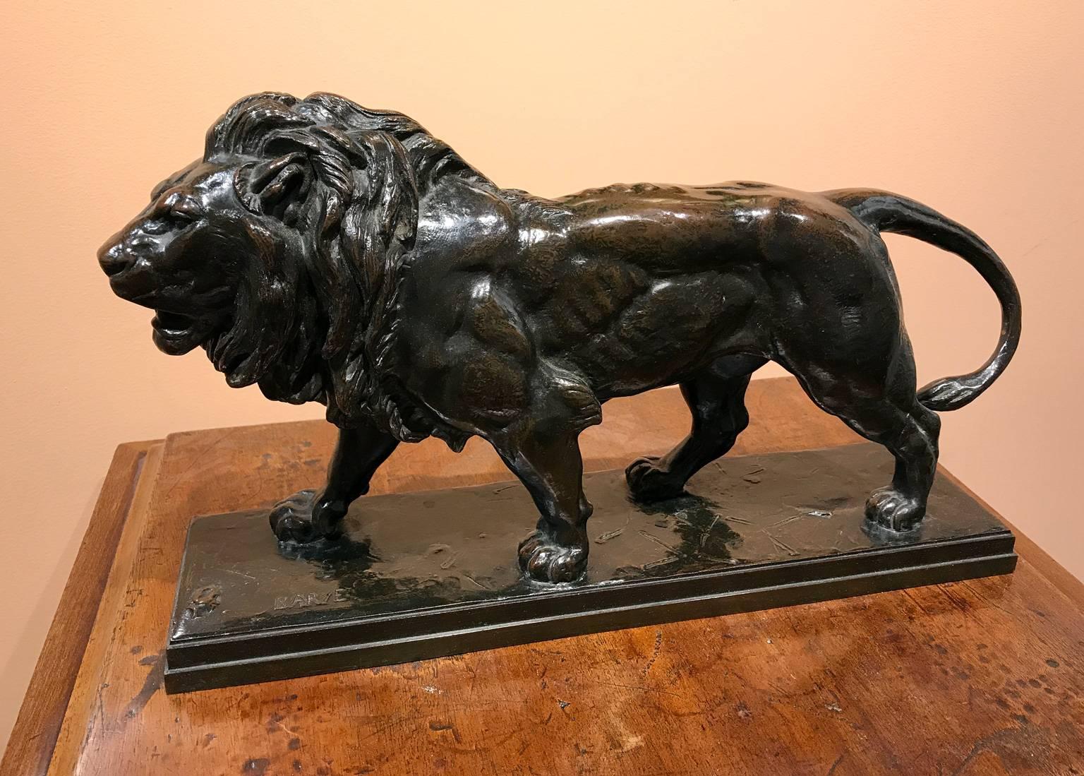Antoine-Louis Barye Figurative Sculpture - Walking Lion (Lion qui Marche), modèle 1840 - Bronze