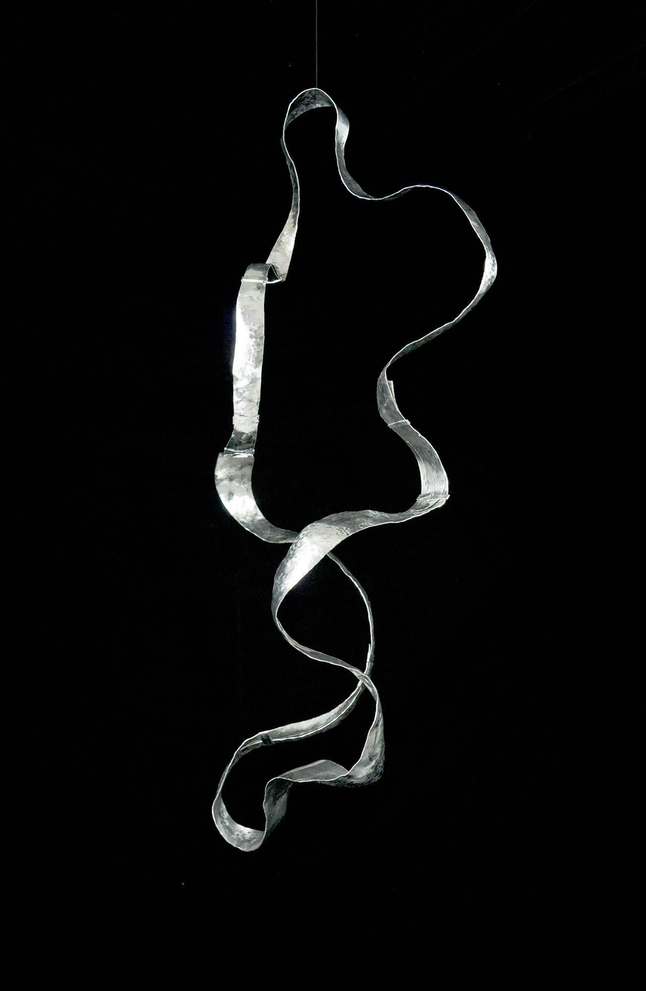 Jacques Jarrige Abstract Sculpture - Mobile Sculpture in hammered aluminum "Waves" 