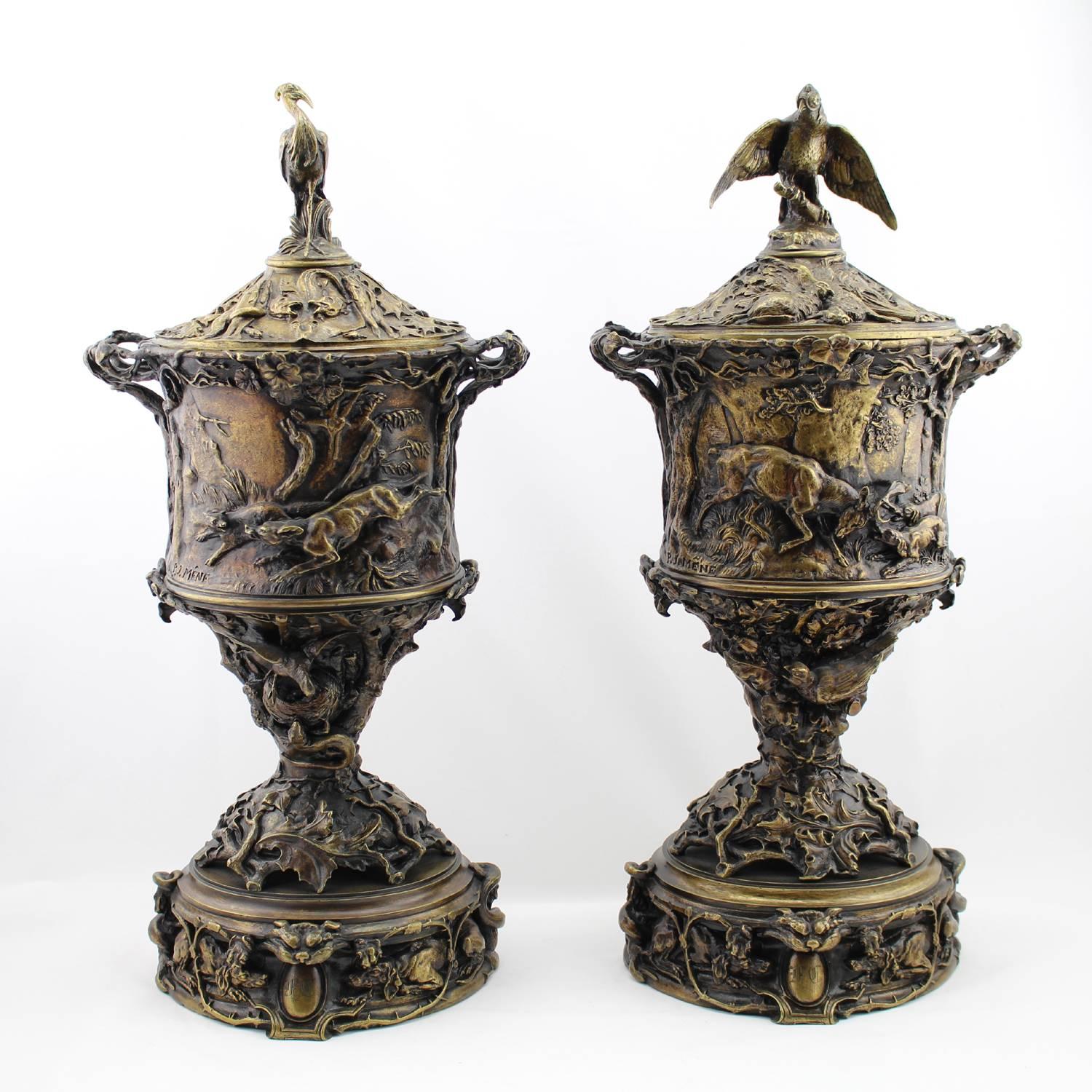 Pair of rare bronze urns - Sculpture by Pierre Jules Mêne