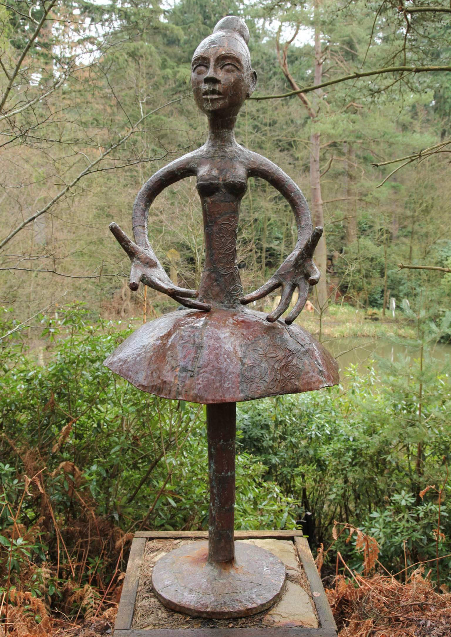 Ballerina - Sculpture by Quentin Clemence