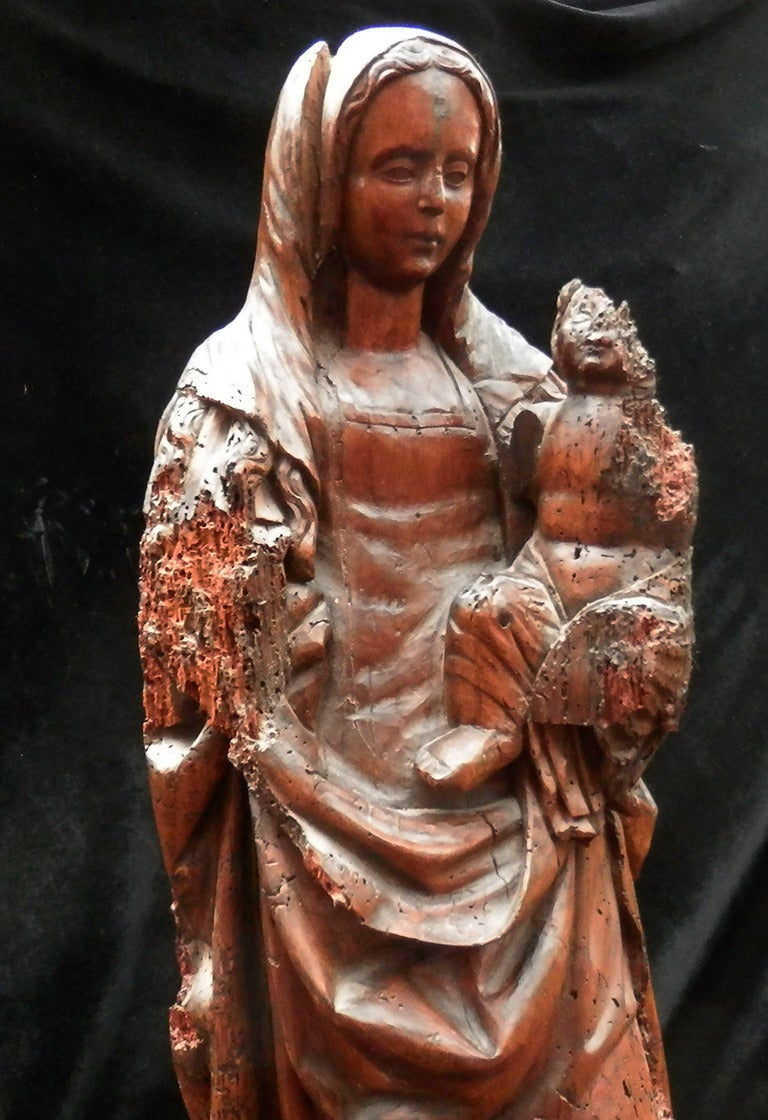 Madonna and Child
wood sculpture
28 11/2 x 10 x 7 1/2 in.
72.5 x 25.5 x 19 cm