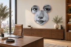 Fantasía, sculpture murale contemporaine représentant un visage, fusain et acrylique sur panneau, 2013