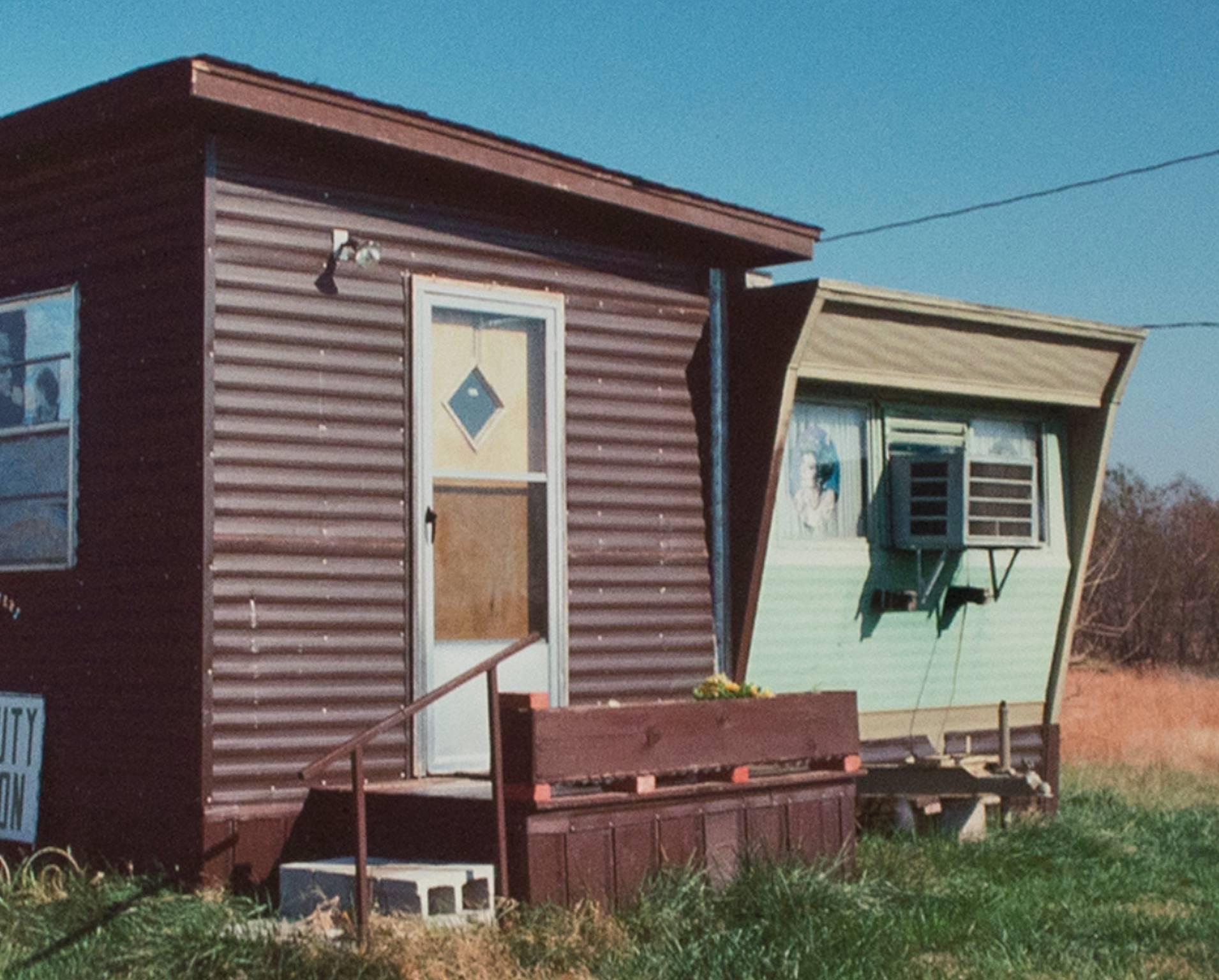 « Beauty Salon, Quapaw, OK », photographie signée par Thomas Ferderbar en vente 3