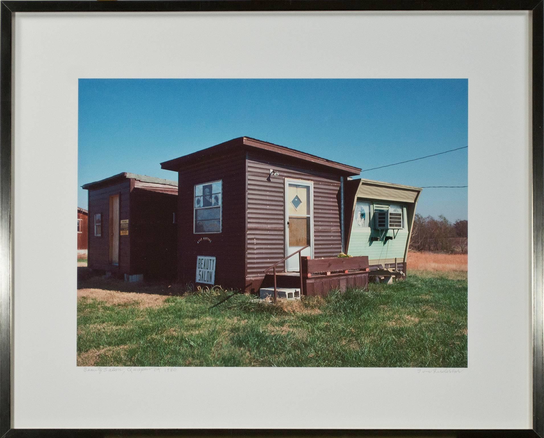 « Beauty Salon, Quapaw, OK », photographie signée par Thomas Ferderbar  en vente 4