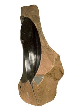 "Nuevo peinado", escultura de piedra de resorte de Edgar Sahondo