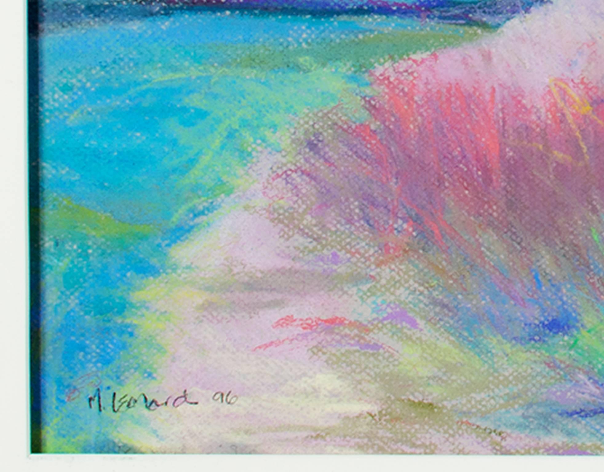 Paesaggio colorato a pastello contemporaneo, alberi, erba e foresta, firmato - Art di Peggy Leonard