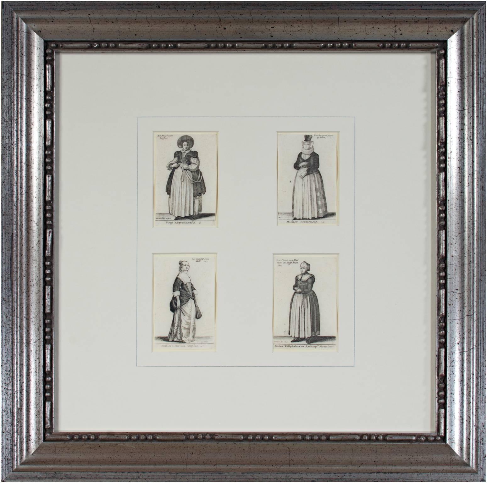 "Quatre femmes en costumes nationaux" est un ensemble de quatre gravures originales de Wenceslaus Von Prachna Hollar. 

3 5/8" x 2 3/8" chaque impression
cadre de 19 1/8" x 18 1/2

Wenceslaus Von Prachna Hollar (1607-1677), graveur, est né à Prague
