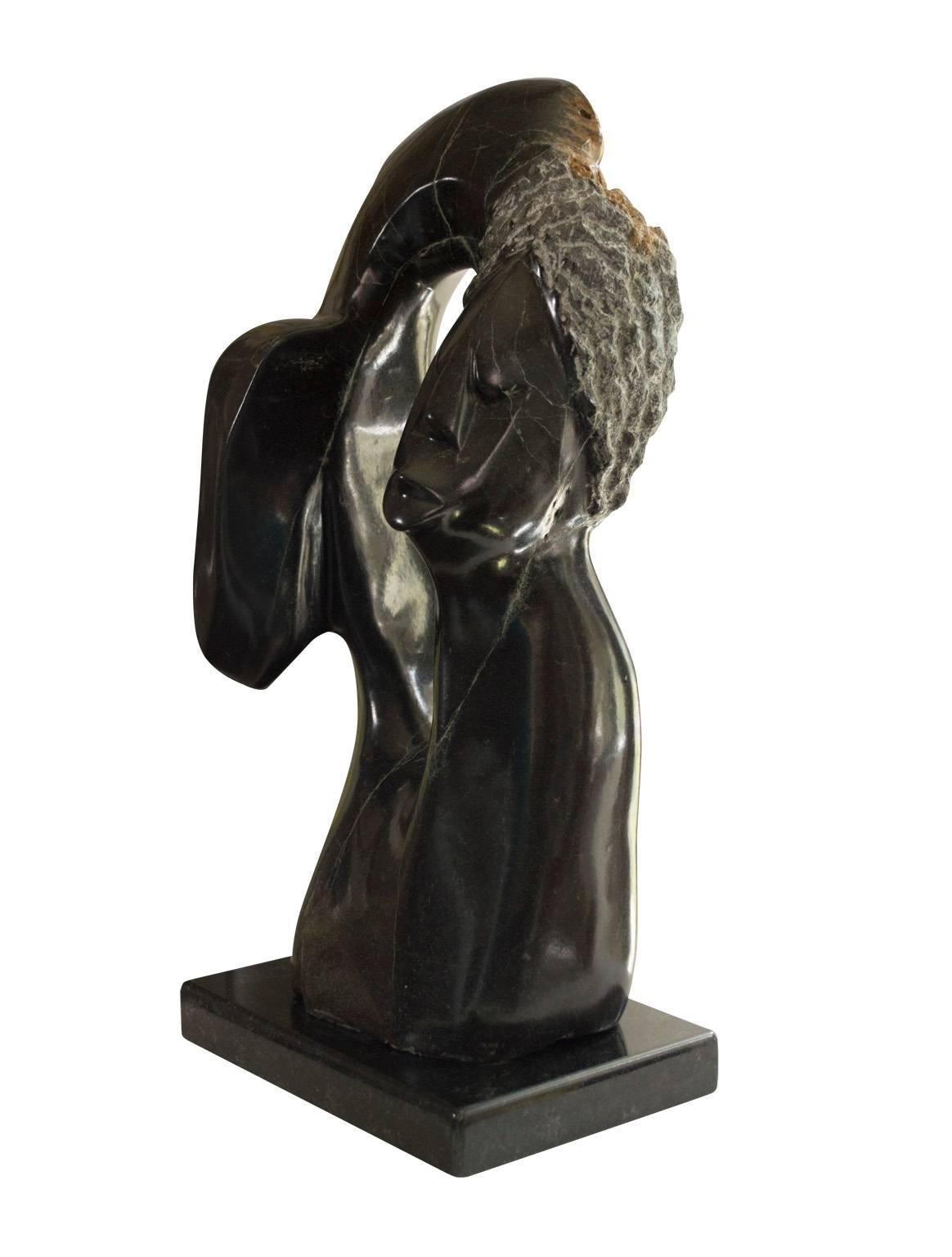 « Mermaid », pierre à ressort sculptée de Farai Darare en vente 1