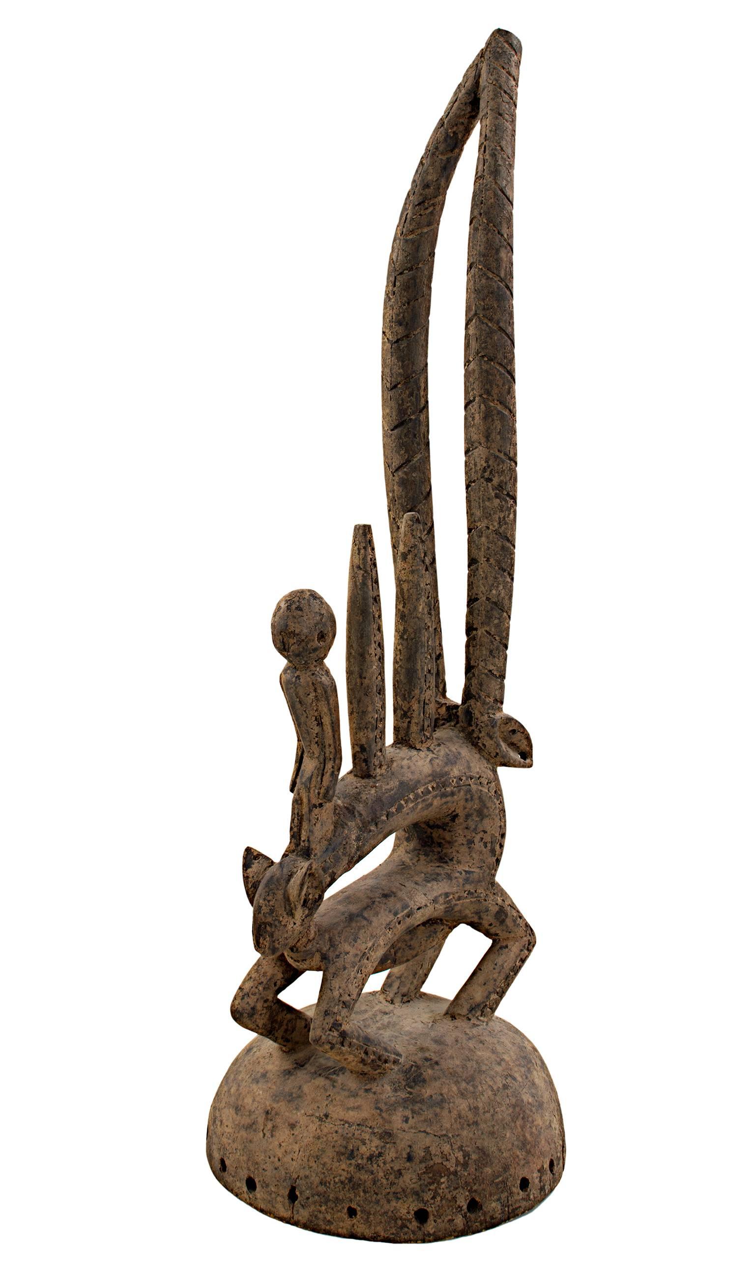 Paire de coiffeuses d'anteslopes Bambara, masculines et féminines, bois sculpté - Sculpture de Unknown