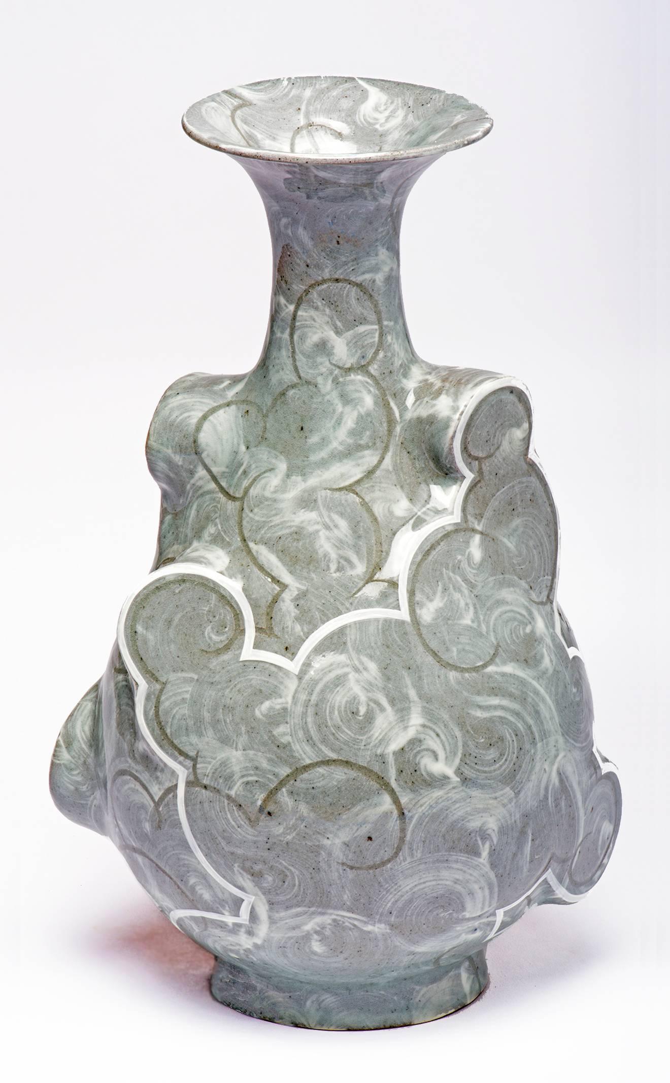 Cloud Pear Bottle  - Sculpture by Sam Chung