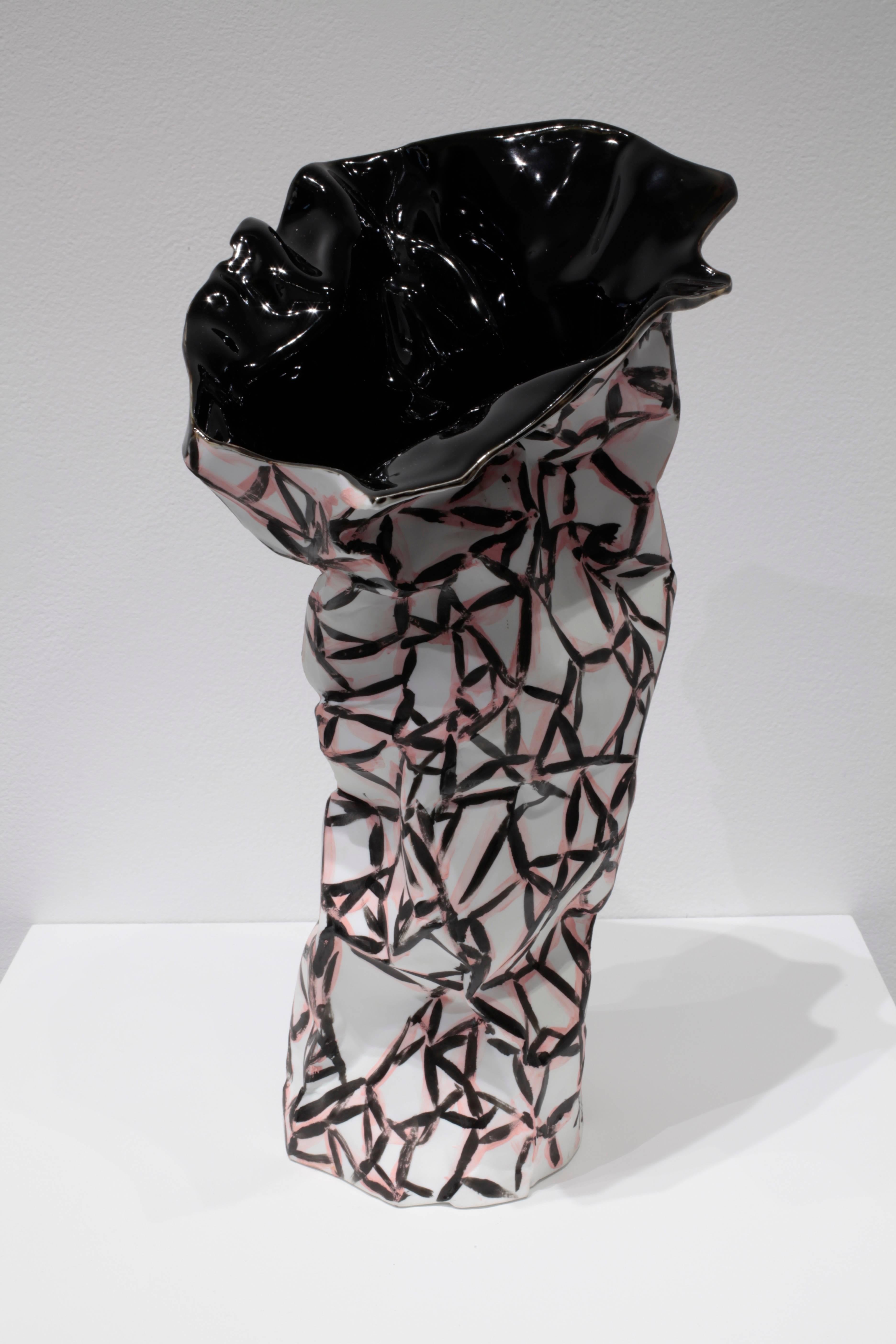 Terry Rose Abstract Sculpture - Jingdezhen 3