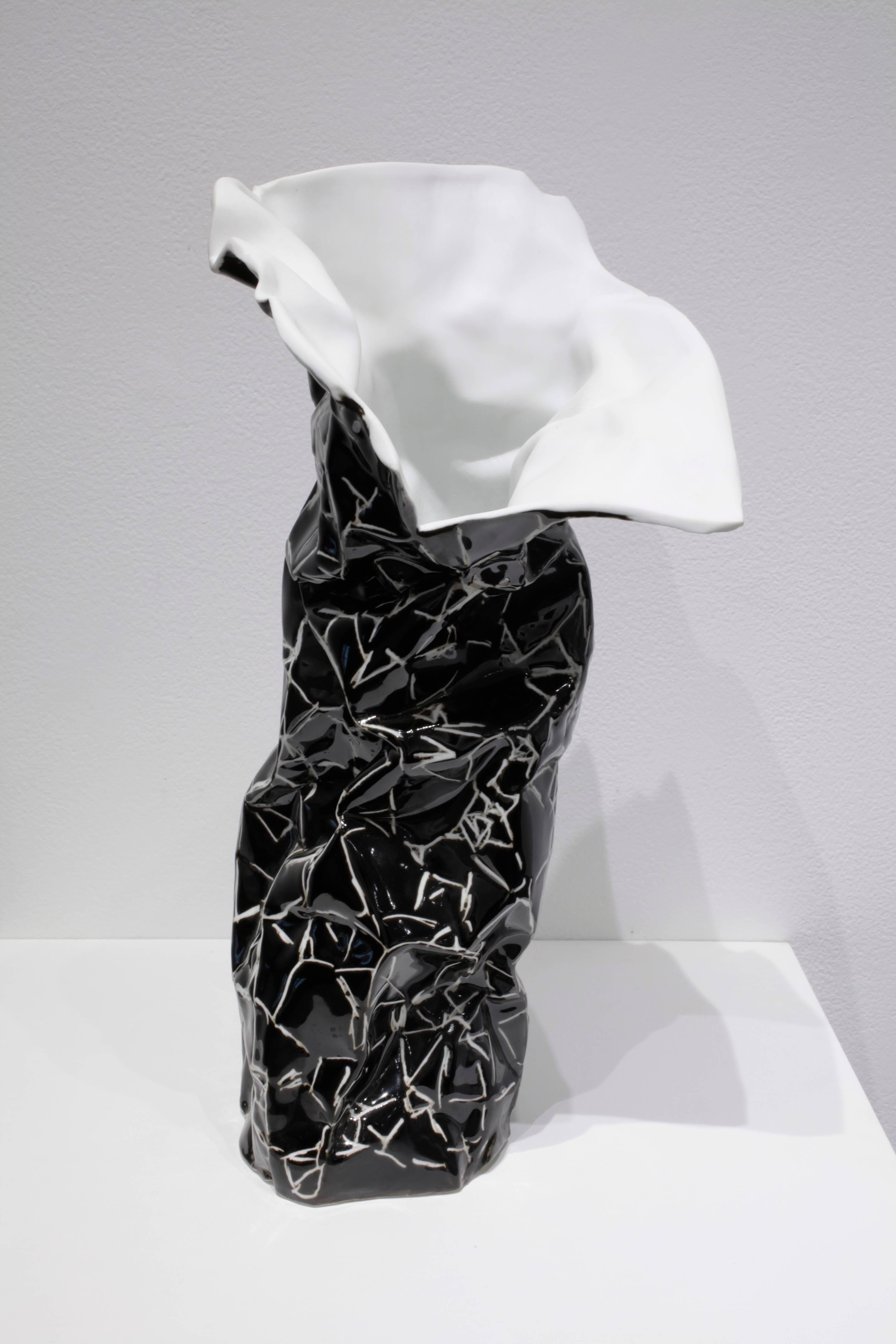 Terry Rose Abstract Sculpture - Jingdezhen 4