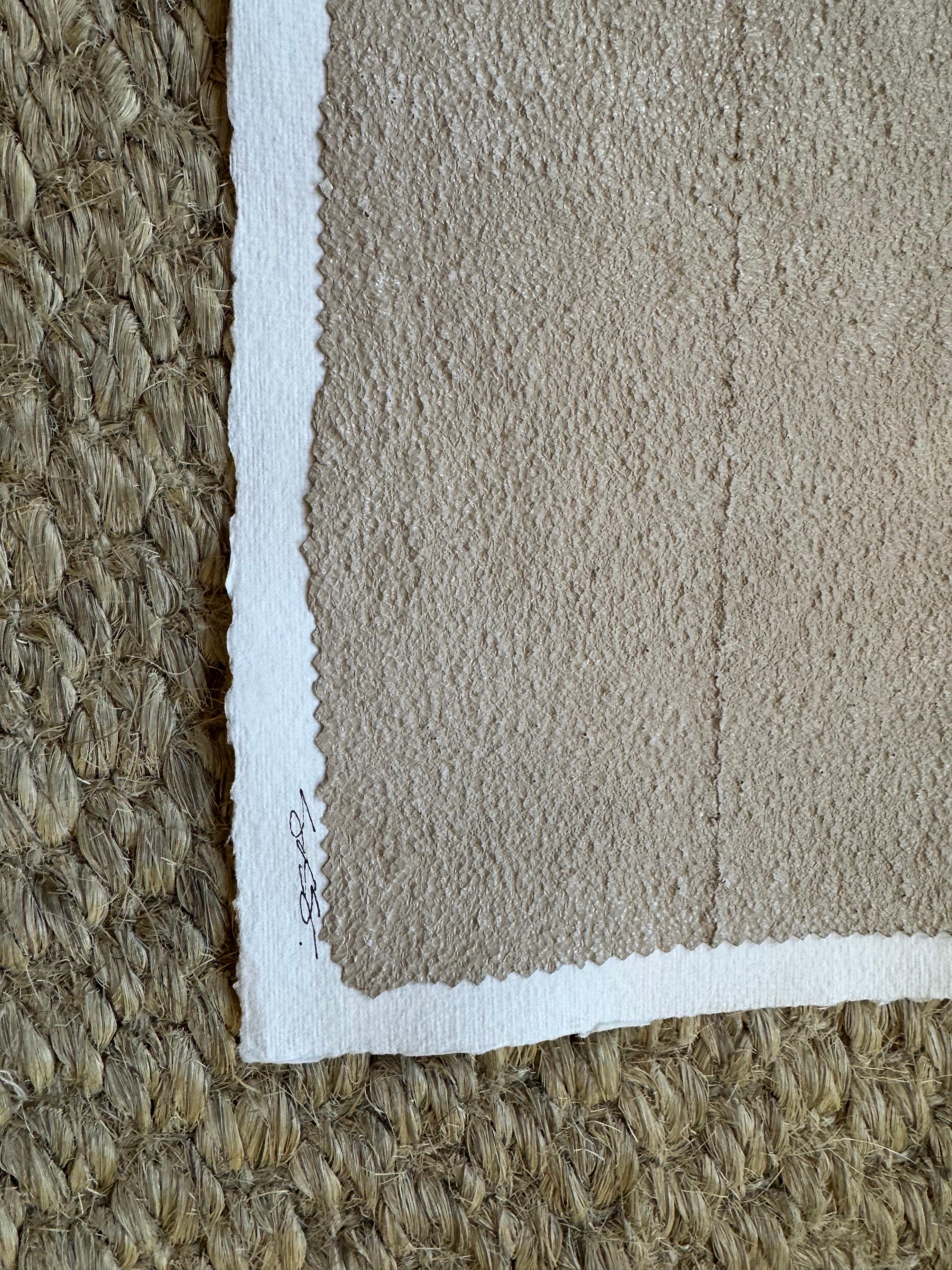 Home II von Brook Sosss, Farbblock Vertikal Abstrakt auf Papier mit Sandstein im Angebot 4