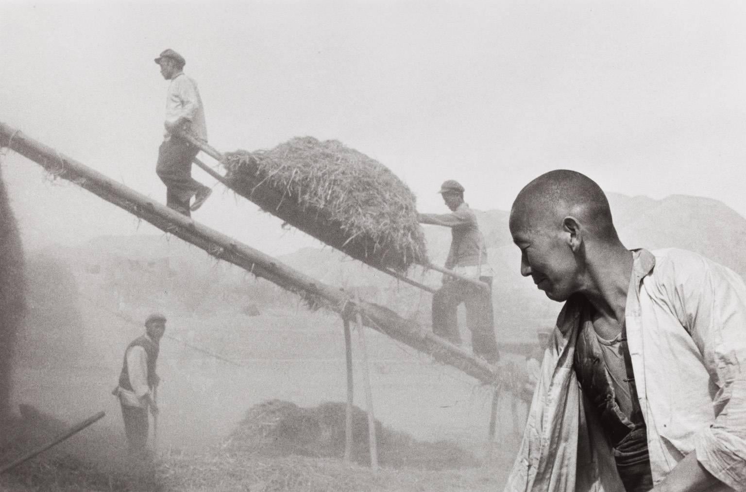 Marc Riboud Black and White Photograph - Shaanxi, China