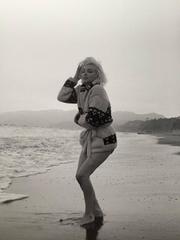 Marilyn. Chilly wind. Malibu (1962)