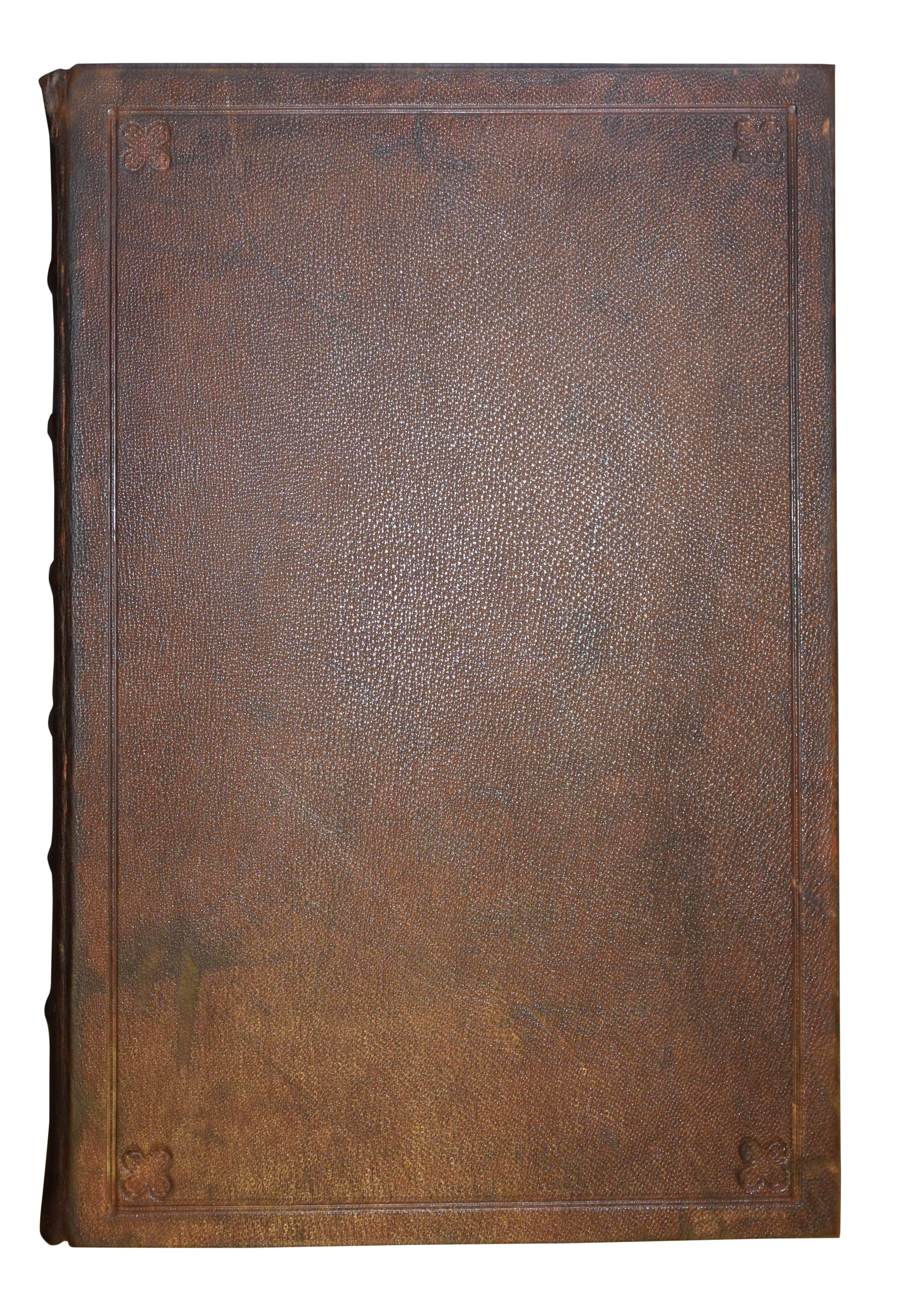 L'histoire du Japon. Il rend compte de l'état et du gouvernement anciens et actuels de cet empire, de ses temples, palais, châteaux et autres édifices. 
Poids : 6,5 kg
Éditeur : J.G. Scheuchzer
2 volumes reliés en 1.

In Folio, 707 p., 45 belles