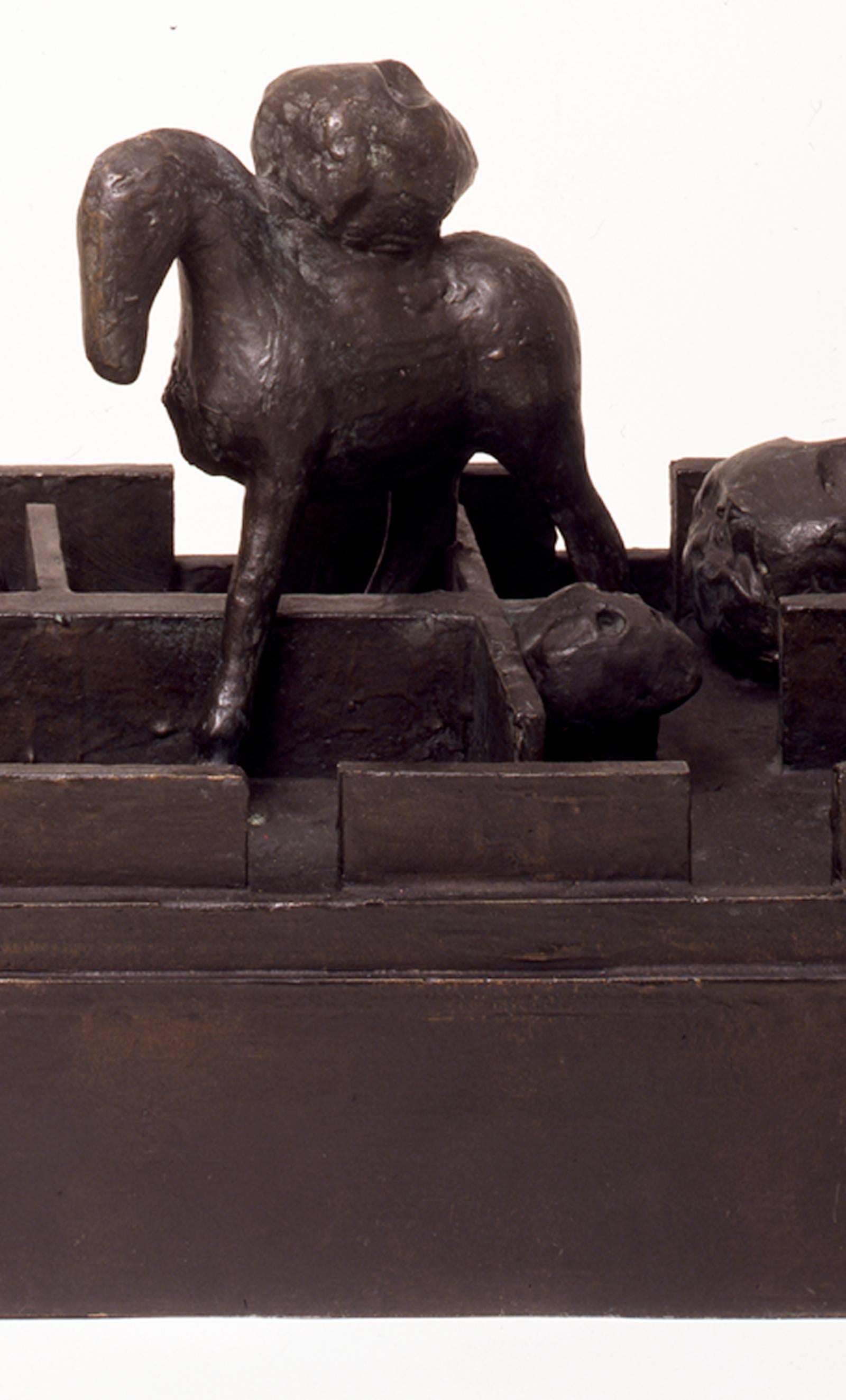 Labirinto - Sculpture by Mimmo Paladino