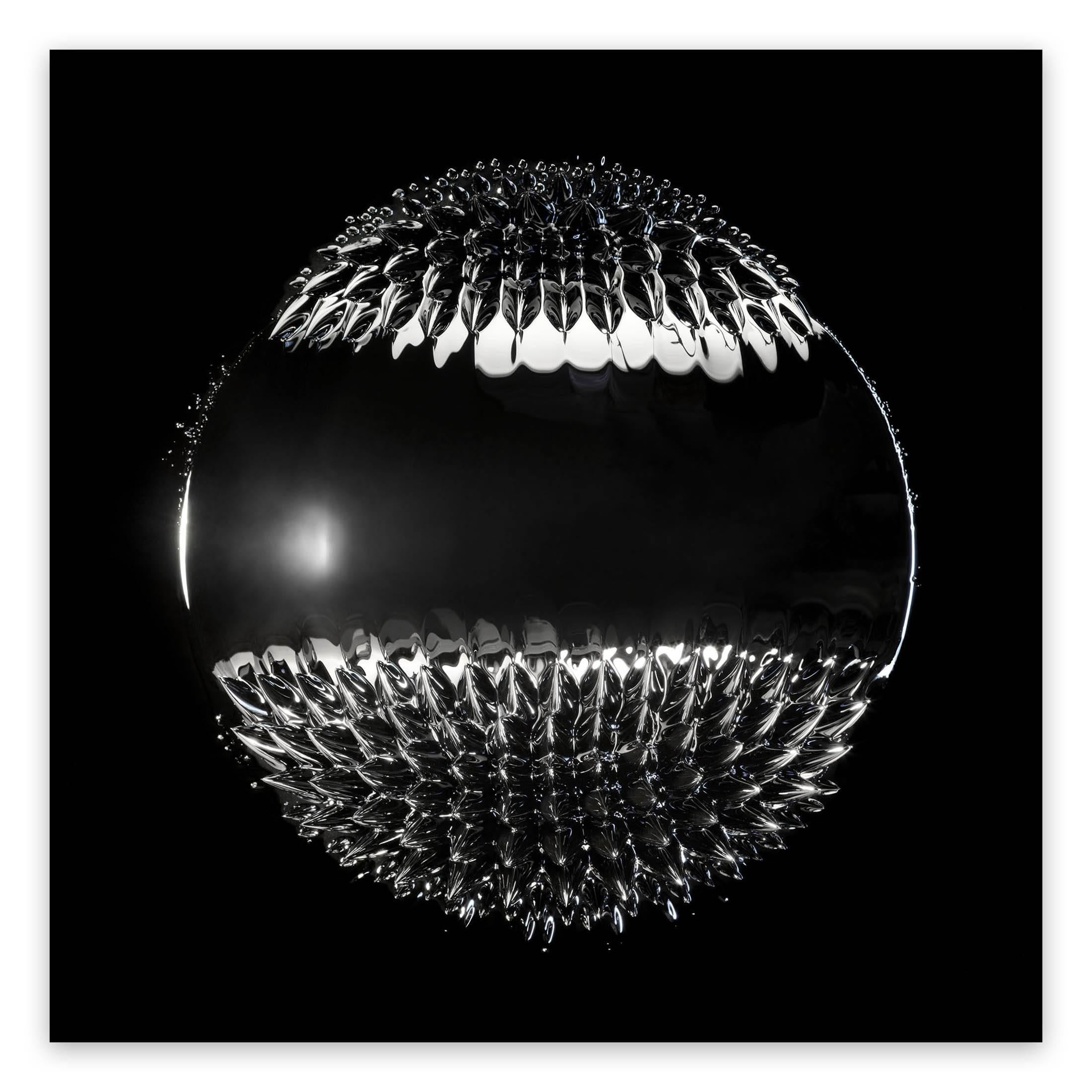 Seb Janiak Abstract Photograph - Magnetic radiation 14 (Large)