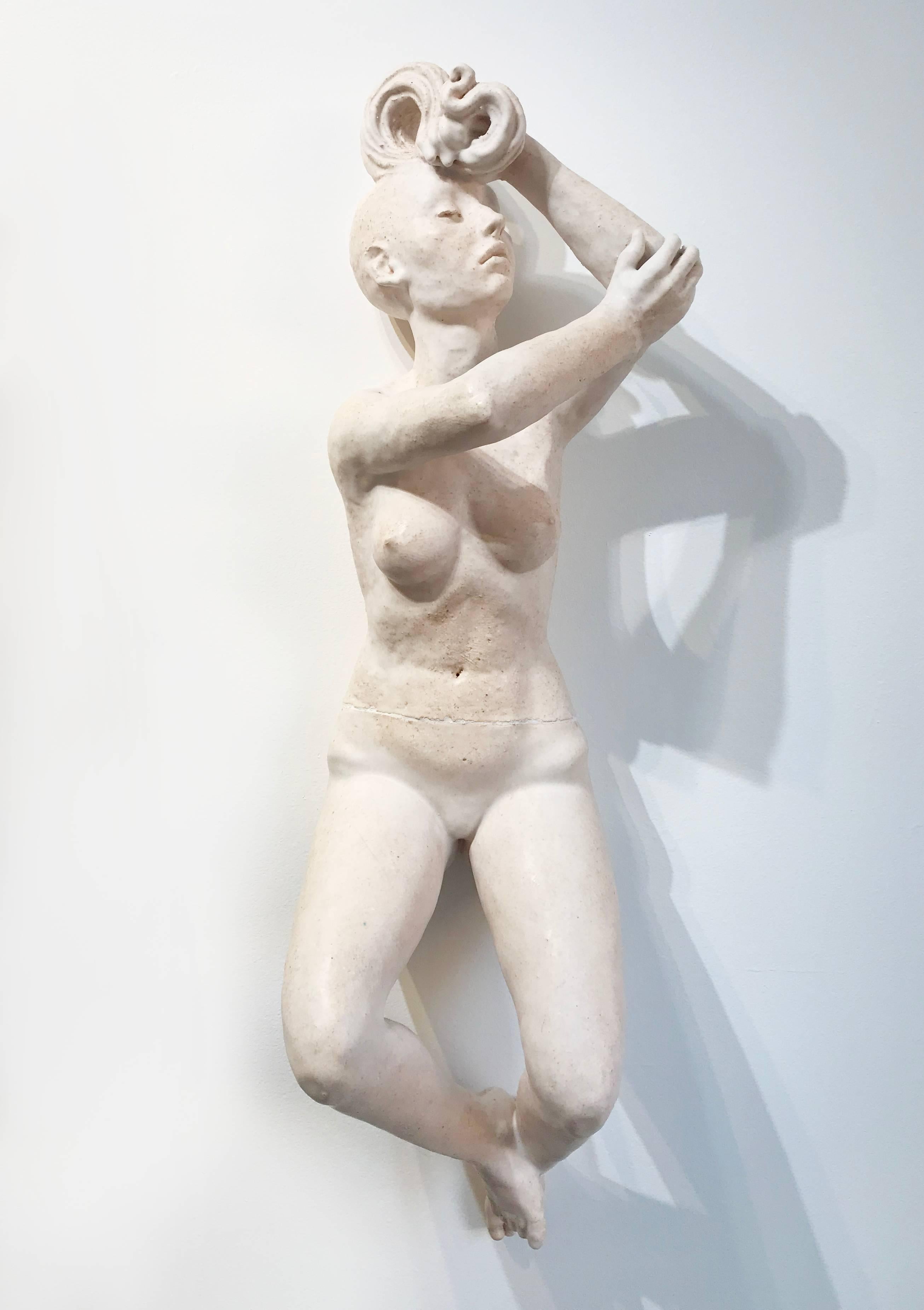 Mauricio Cortés Figurative Sculpture - MUJER DORMIDA XI