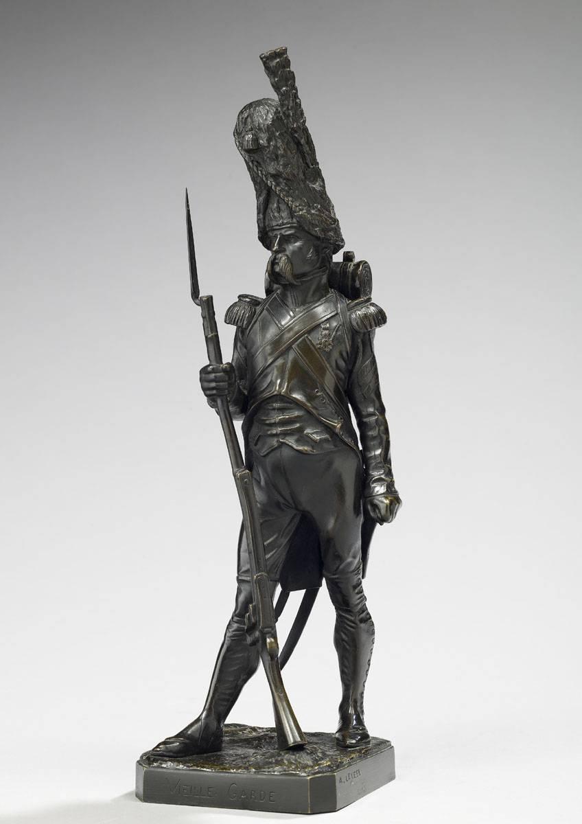 Armand Le Véel  Figurative Sculpture - Grenadier a Pied de la Garde Imperiale 