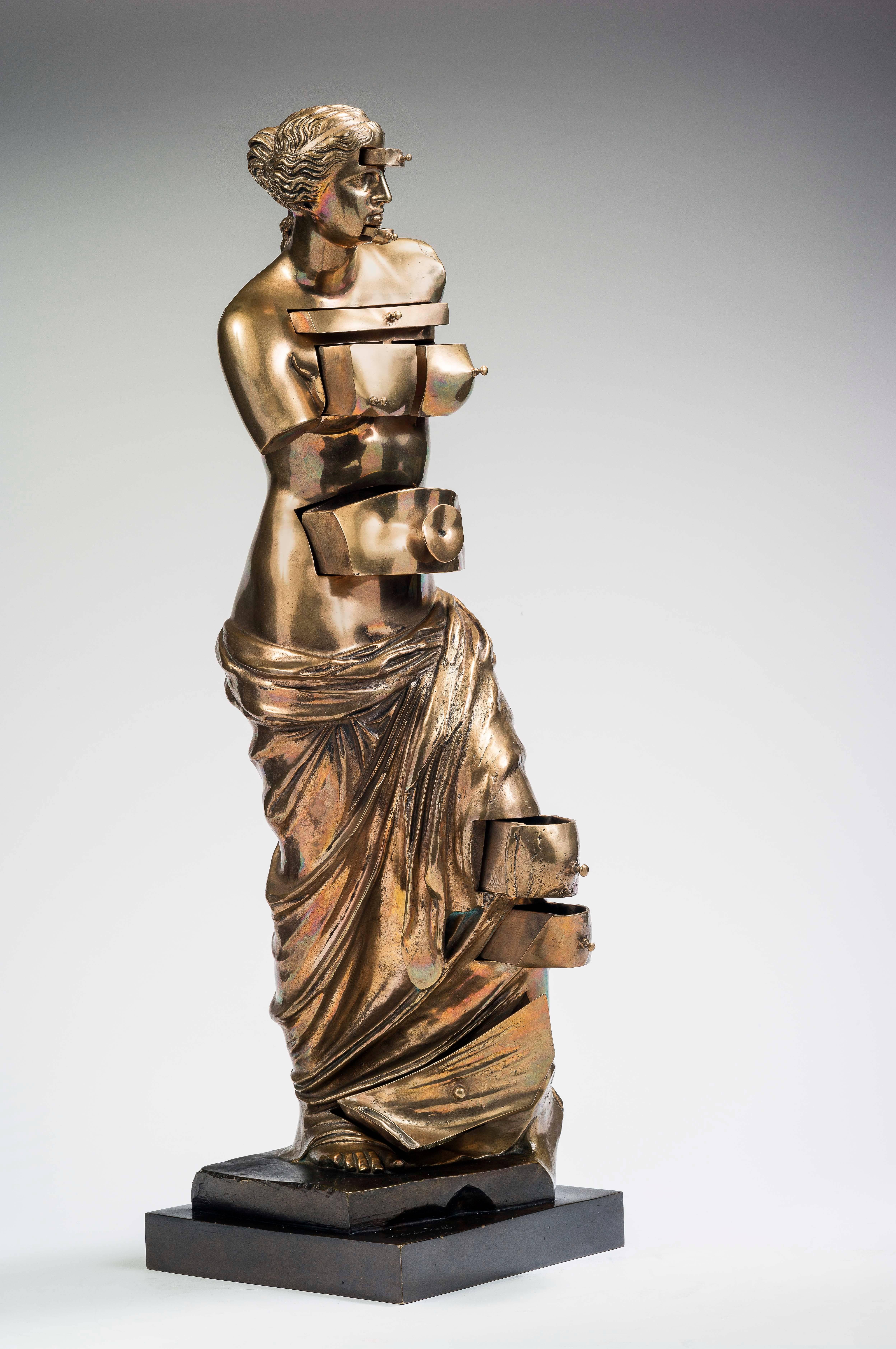 Venus aux Tiroirs - Sculpture by Salvador Dalí