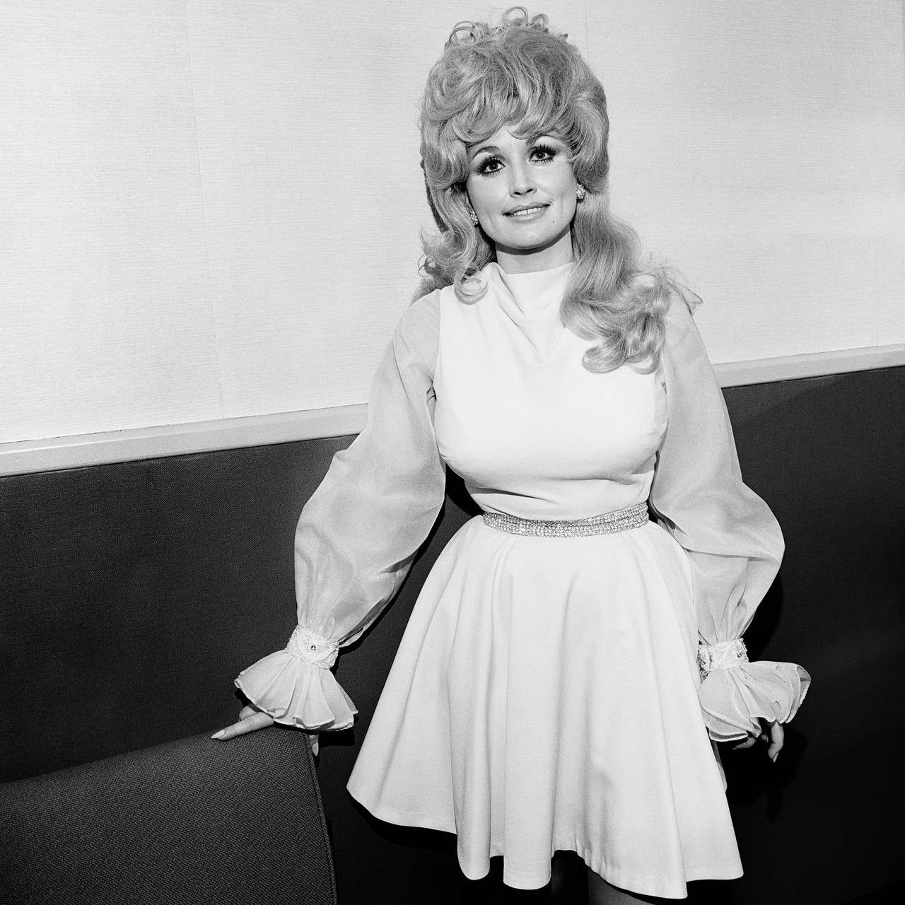 Henry Horenstein Black and White Photograph - Dolly Parton, Symphony Hall, Boston, Massachusetts