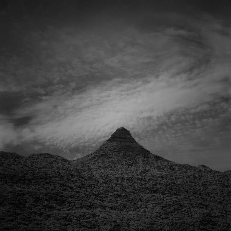 Keith Taylor Black and White Photograph - Badlands 3
