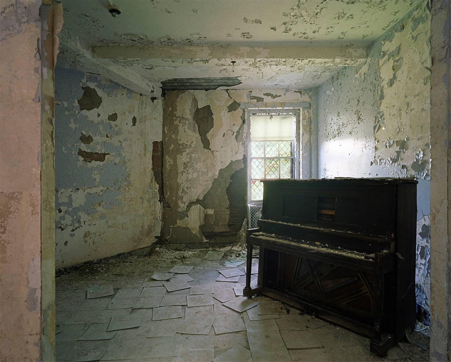 Phillip Buehler Color Photograph - Piano