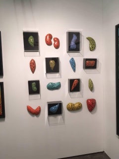 Life City "Jewelery X" Red wall sculpture: oil painting on paulownia wood