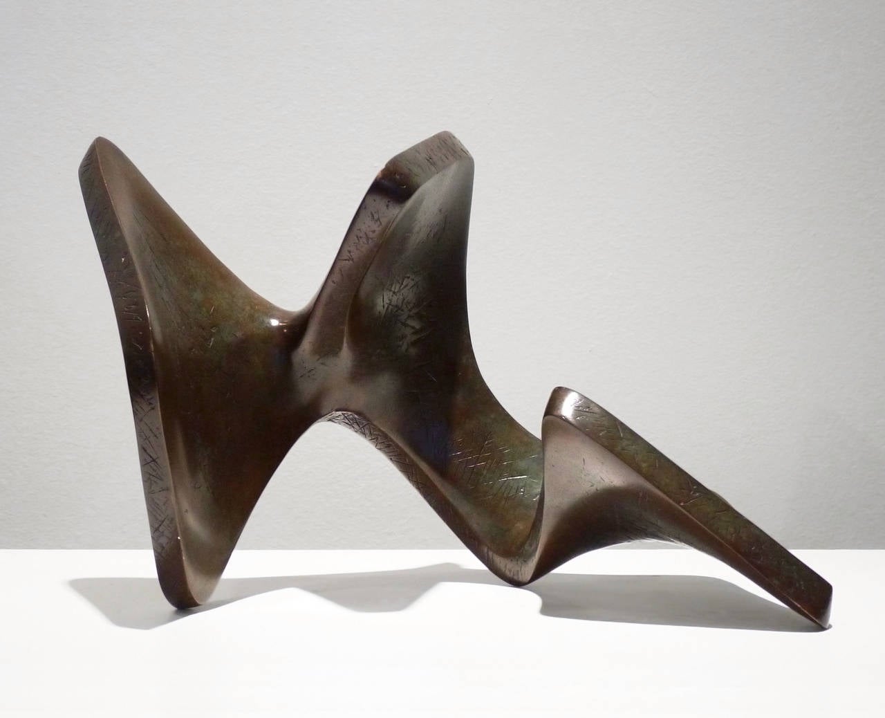 Richard Erdman Abstract Sculpture - Situ