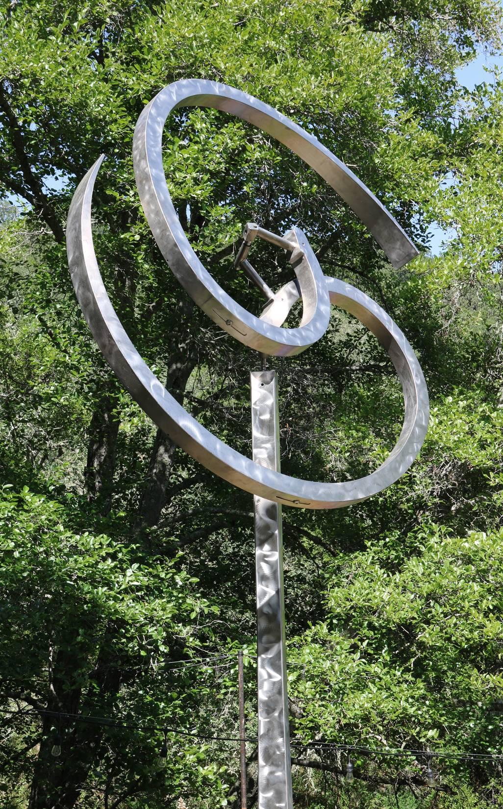 Wuji kinetic sculpture - Sculpture by Jeffrey Laudenslager