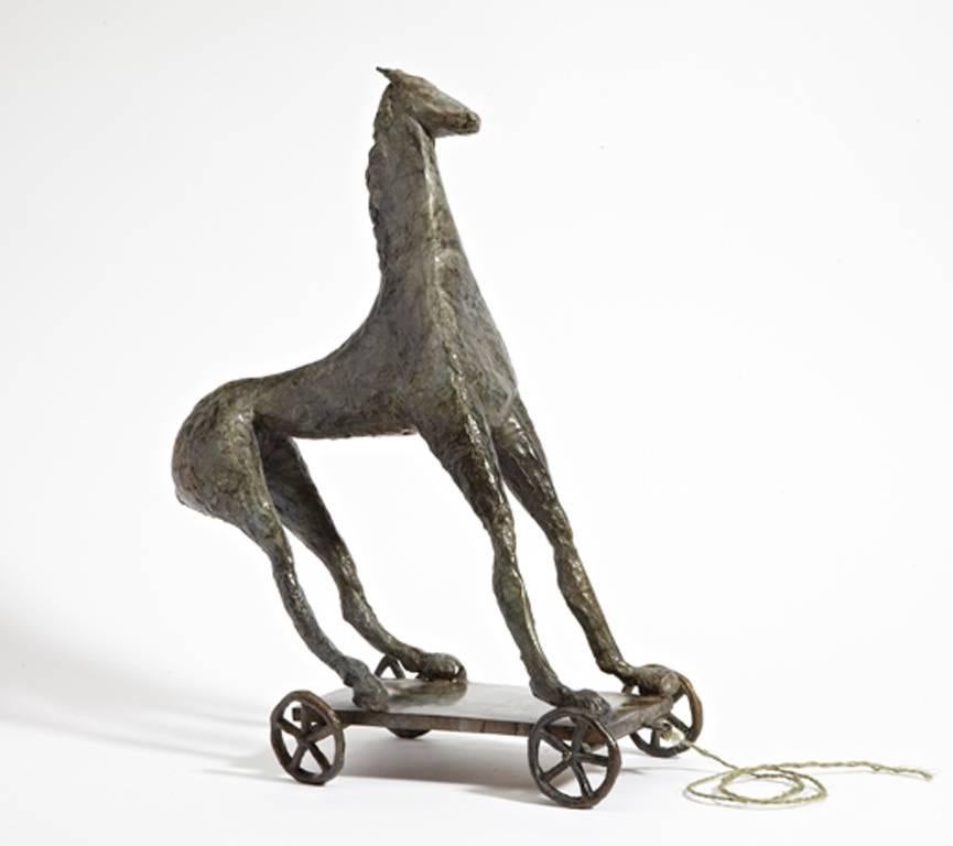 Sculpture contemporaine en bronze représentant un cheval figuratif de style Défault grec  en vente 1