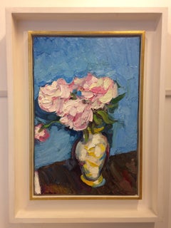 Gänseblümchen im Gegensatz zu Blassblau