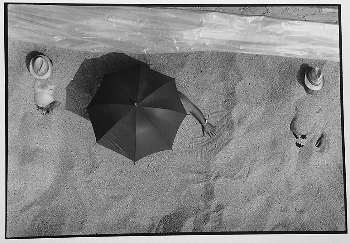 Leonard Freed Figurative Photograph - Beach, Italy, Black and White Photography 1980s Summer