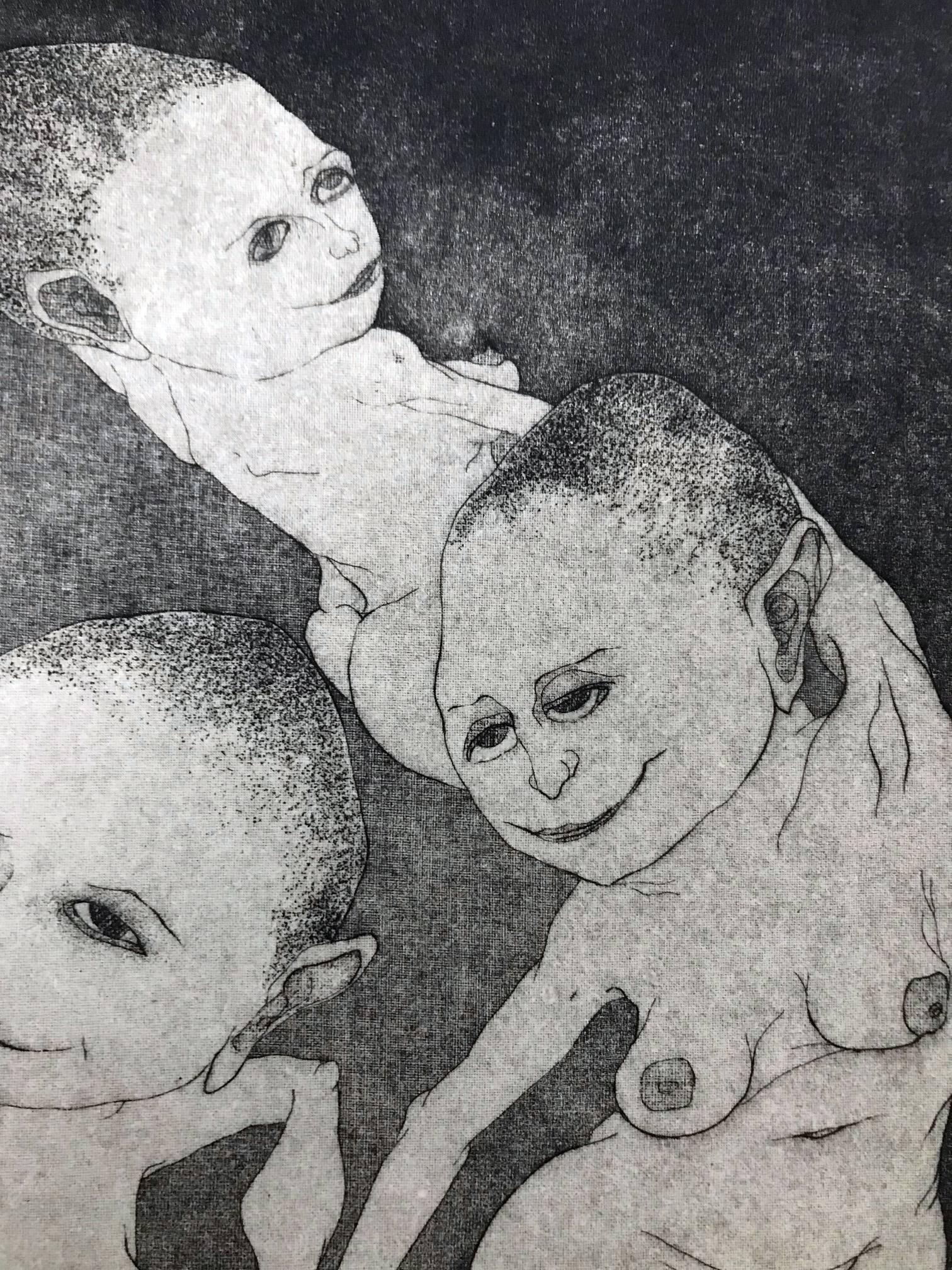 Mujeres Niñas ( Edición 24/100 ) - Figurative Print Gris de Naomi Hilton