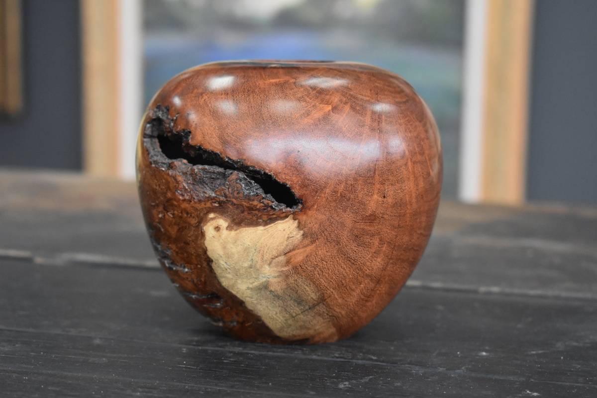Mesquite hollow form vase/bowl.  Natural Art Wood Turning For Sale 3
