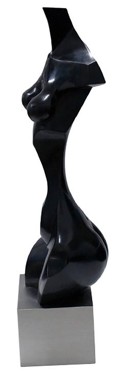 Alberto Garcia Nava, Torso Femenino, brass sculpture, 3/7.