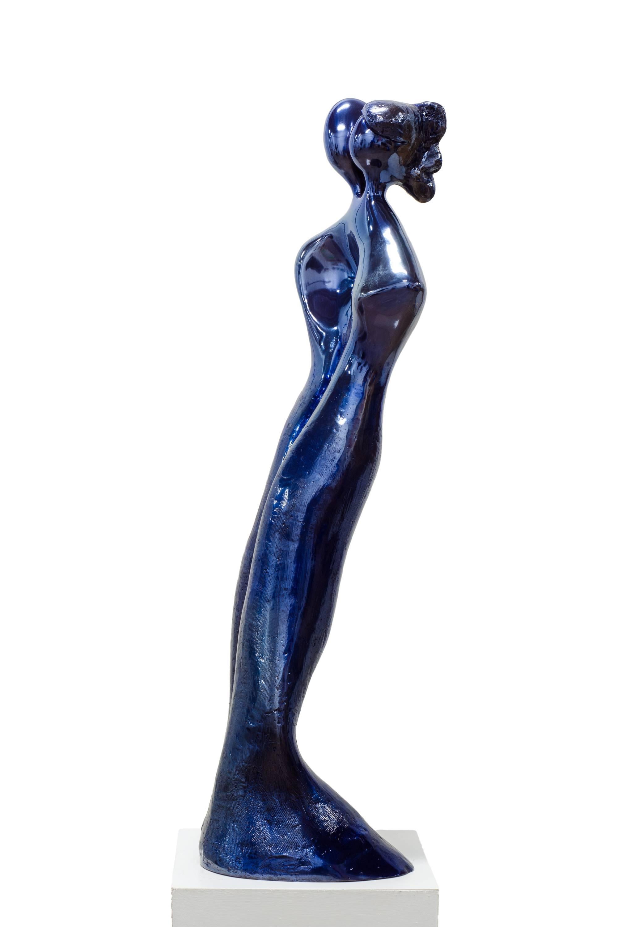 Soulmates #1 (in Blue). When In love, their souls and bodies fuse into just one. - Contemporary Sculpture by Beatriz Gerenstein