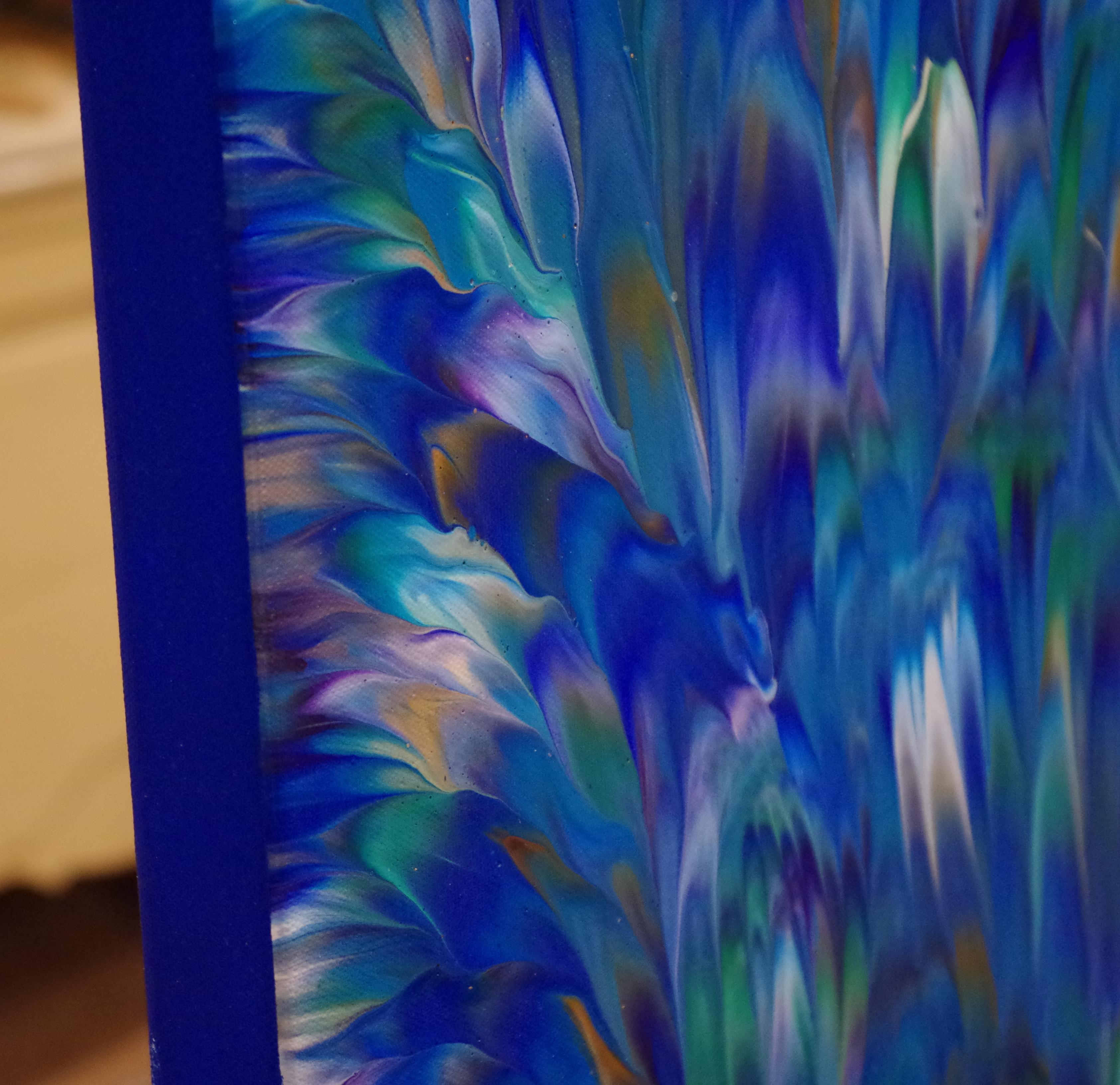 Peacock II, Original texturierte Federn, Gemälde, Acryl auf Leinwand (Blau), Abstract Painting, von Alexandra Romano