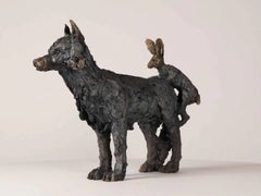 Lièvre et loup par Cécile Raynal - Sculpture animalière en grès enfumé